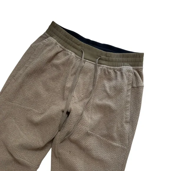 Lululemon Men At Ease Joggers Pants Size Small
